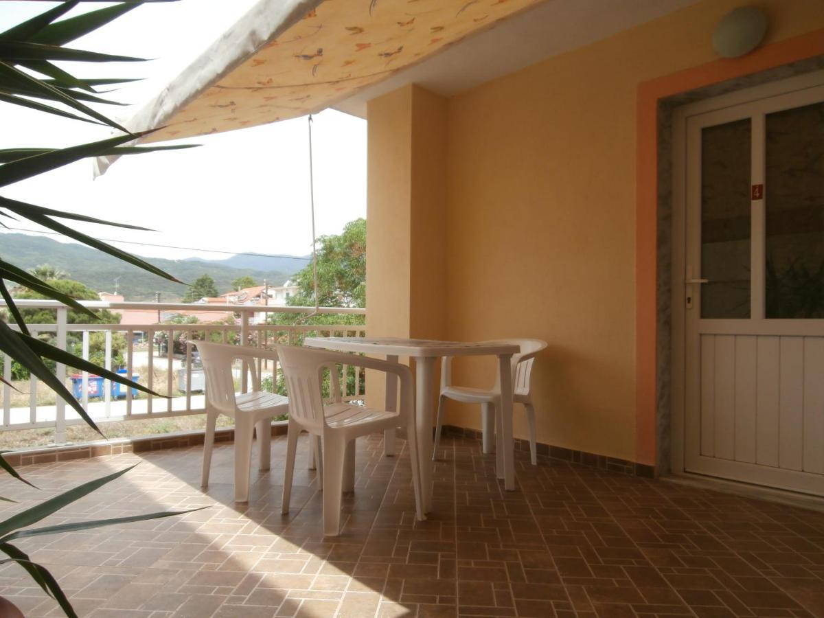 Villa Finikas Vrasná Exteriér fotografie